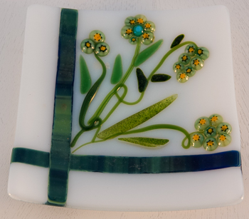 White and Green plate with 4 Murrine flowers